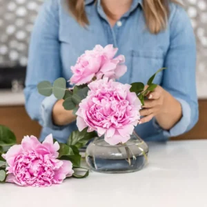 7 Benefits Of Keeping Fresh Flowers At Your Home